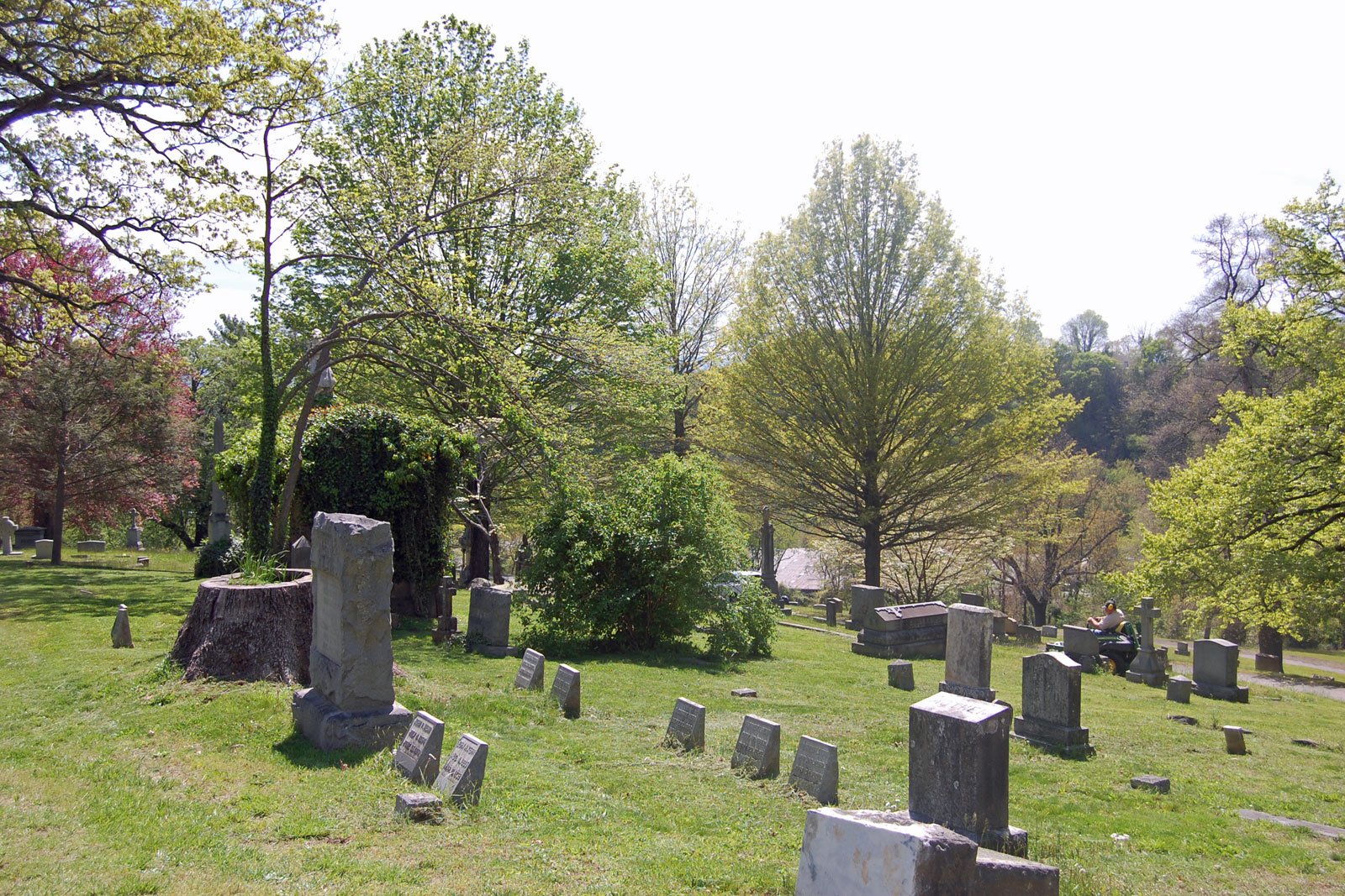 Riverside Cemetery viewpoint 3 existing